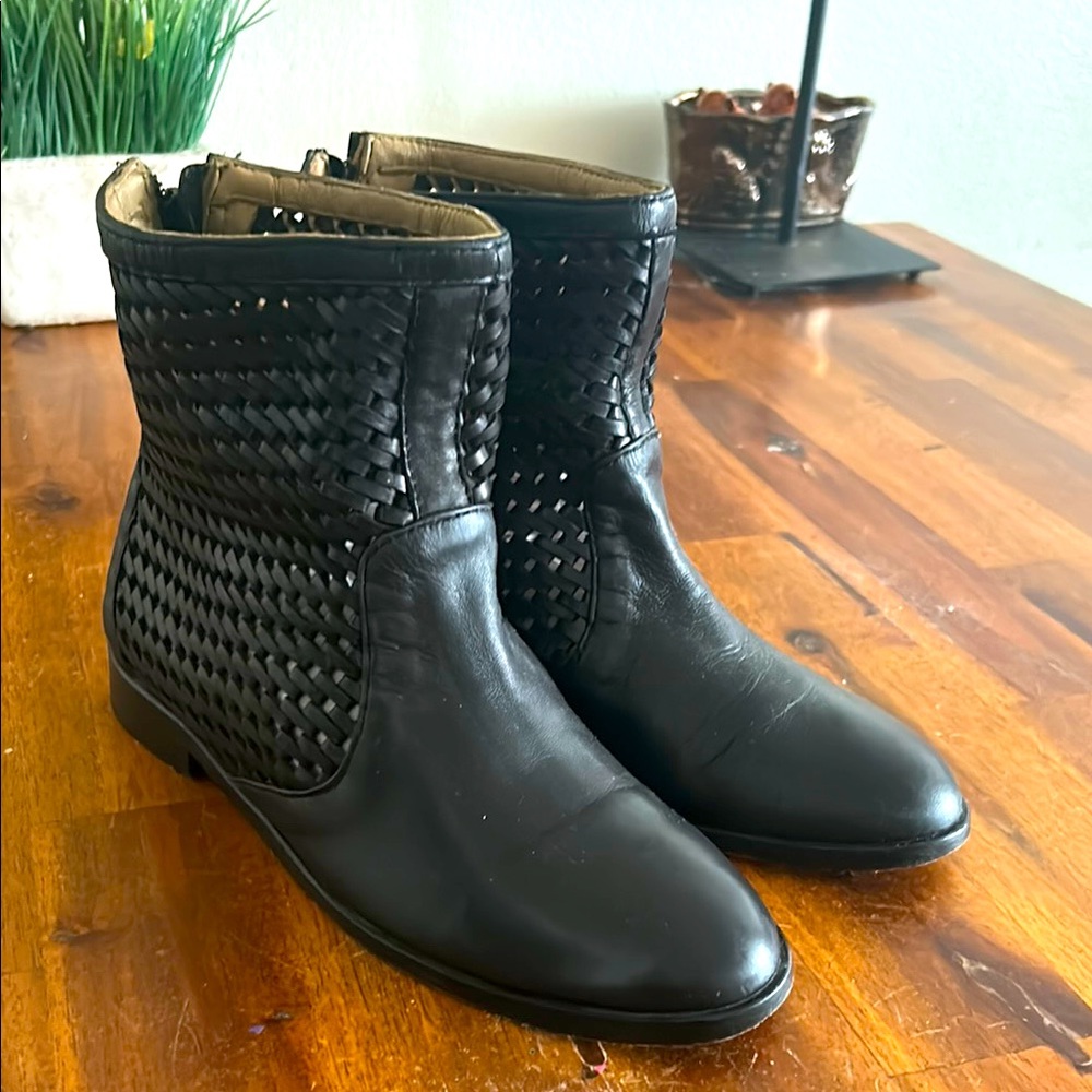 Robert Zur Black Soft Leather Mesh Woven Upper Ankle Boots Low Heel Back Zipper